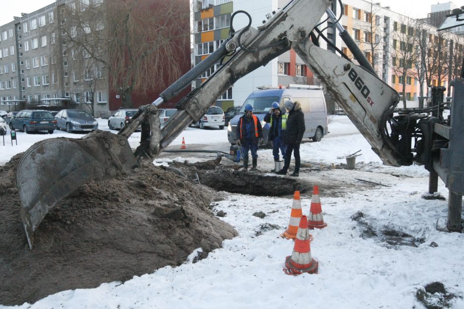 Vamzdynai neatlaikė šalčių: šimtai klaipėdiečių – be vandens