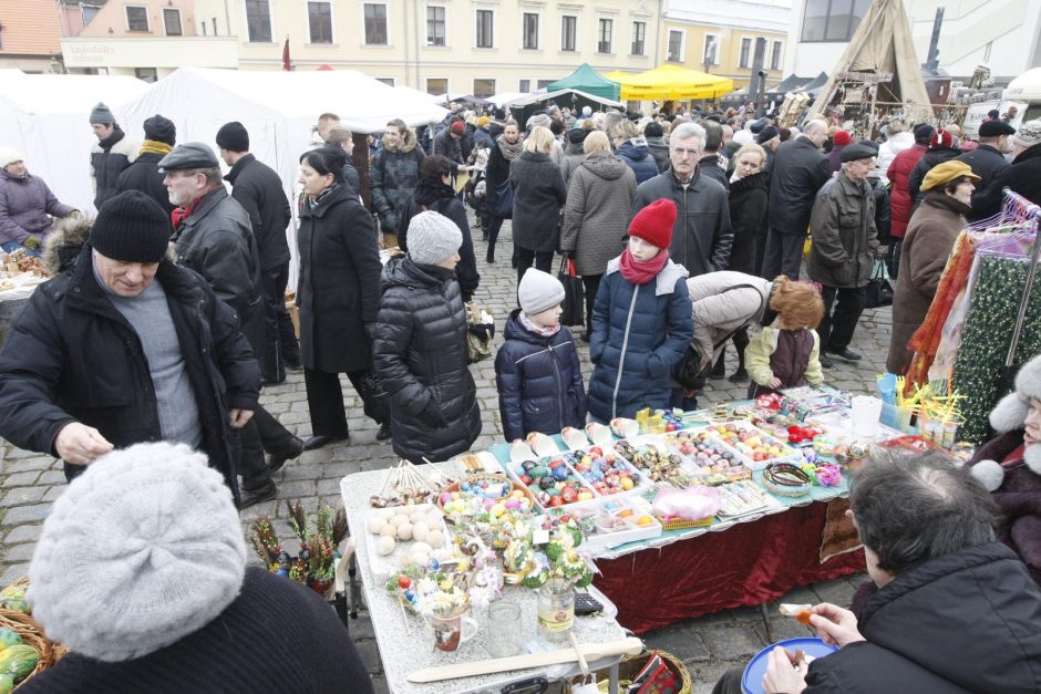 Senamiestį užtvindė Kaziuko mugė