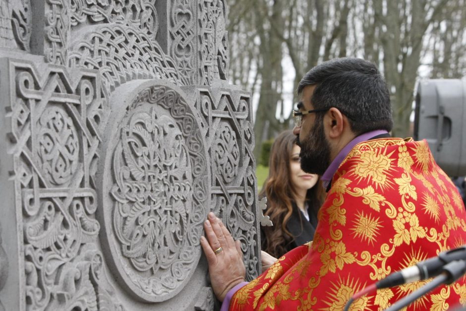 Armėnai genocidą įamžino paminklu