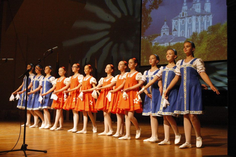 Folkloro koncerte tautinėms mažumoms – armėnų, lenkų, ukrainiečių, totorių dainos