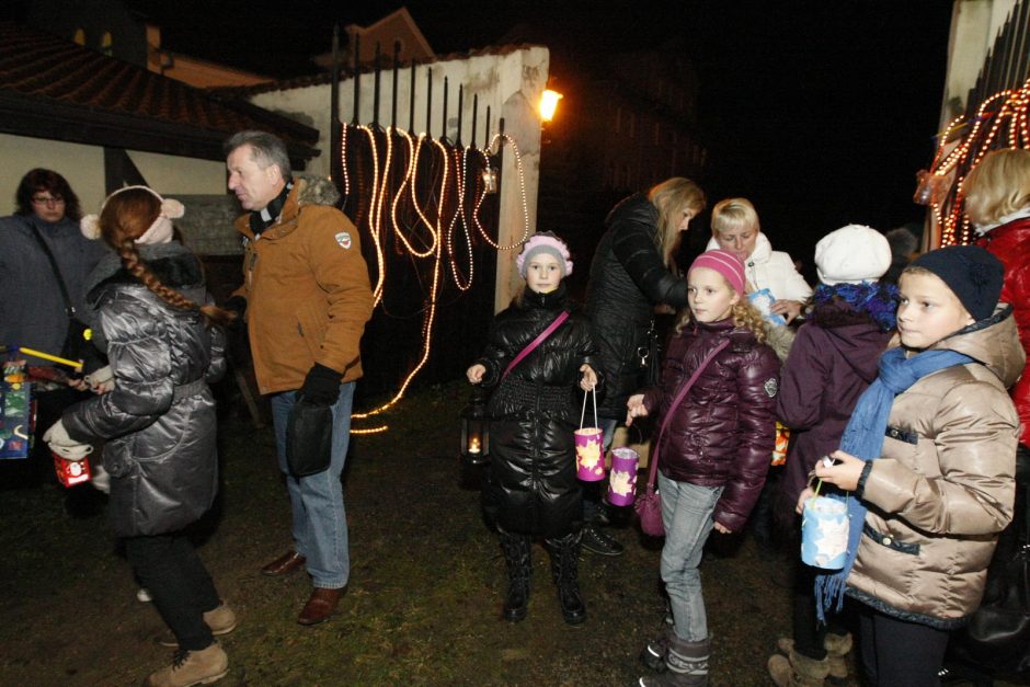 Klaipėdą nušvietė Martyno žibintų eisena