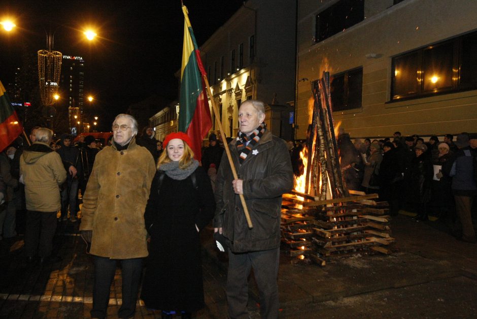 Užsiliepsnojo atminimo laužai – Klaipėda nepamiršo Laisvės gynėjų