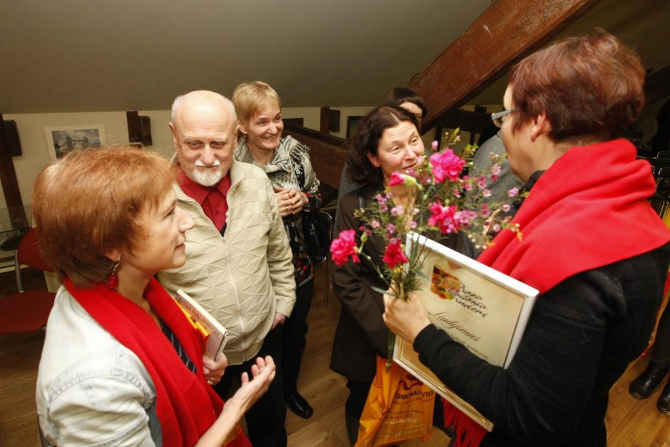 Prozą ir skaitė, ir kūrė