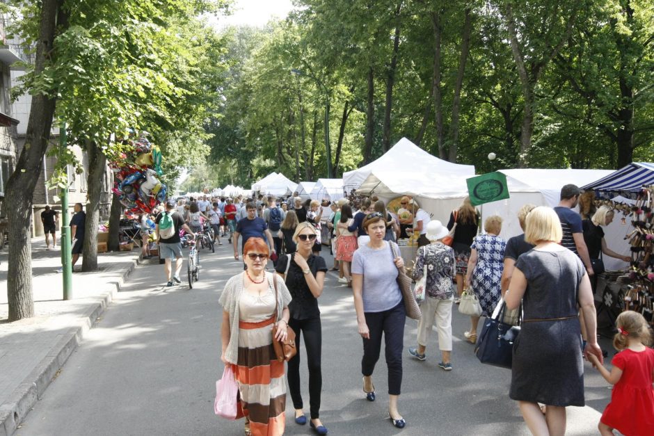 Danės krantinė virto prekybininkų ir virėjų alėja