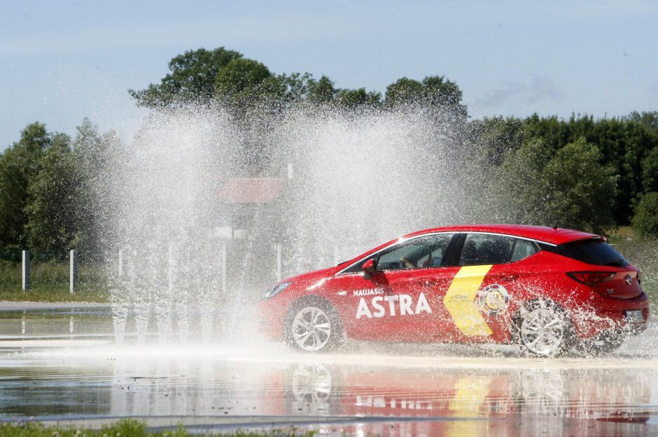 Autodrome - pajūrio verslininkų viražai