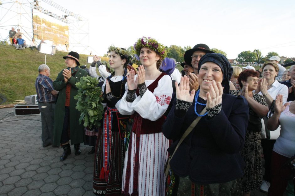 Klaipėdiečiai griausmingai šventė Jonines