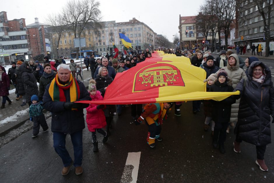 Klaipėdiečiai nepabūgo žvarbos