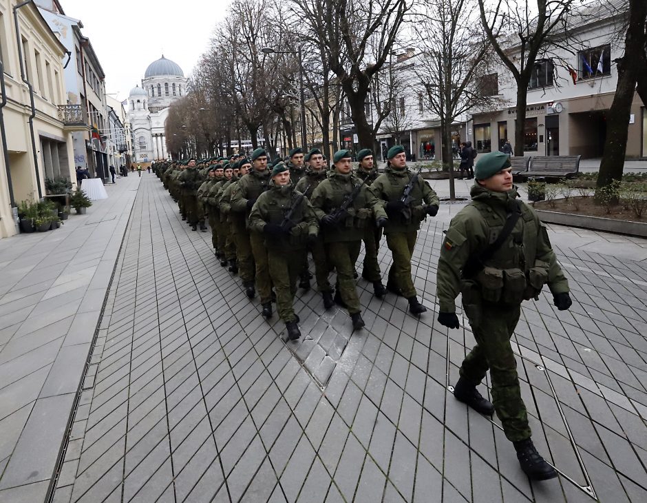 Lietuvos kariuomenės diena Kaune – žvarbi, bet su šypsenomis