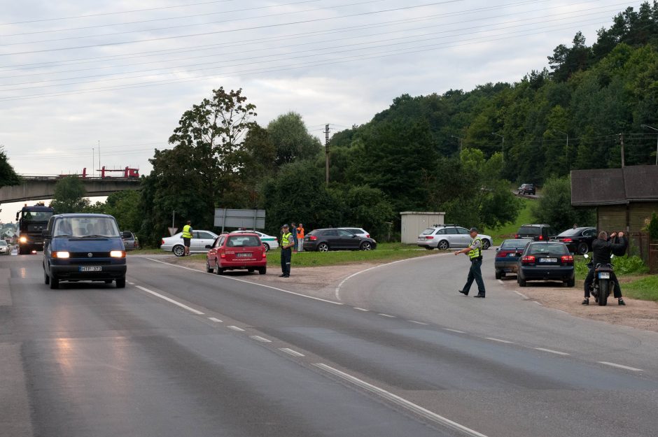 Policijos reidas Panerių gatvėje