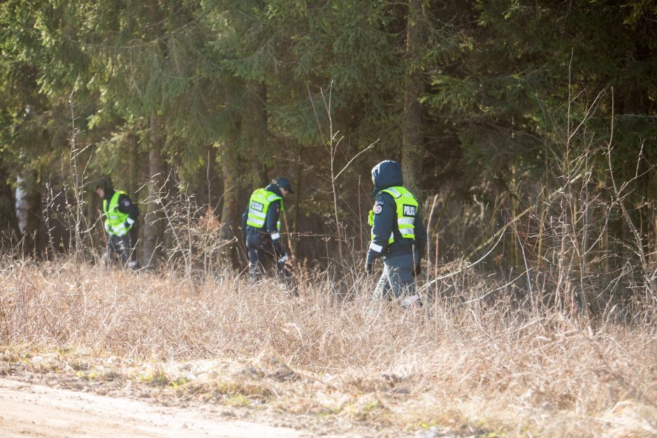 Kauno rajone sušaudyta šeima, žudikas paleido mažiausiai 21 šūvį