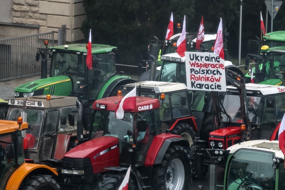 Ukraina piktinasi Lenkijos ūkininkų protestais pasienyje