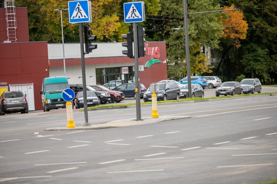 Pagaliau atnaujintas Taikos prospektas: pasitinka lygi kelio danga, nauji dviračių takai