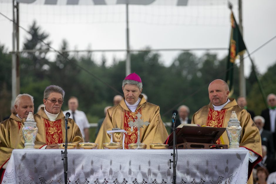 Tremtinių ir politinių kalinių sąskrydis Ariogaloje