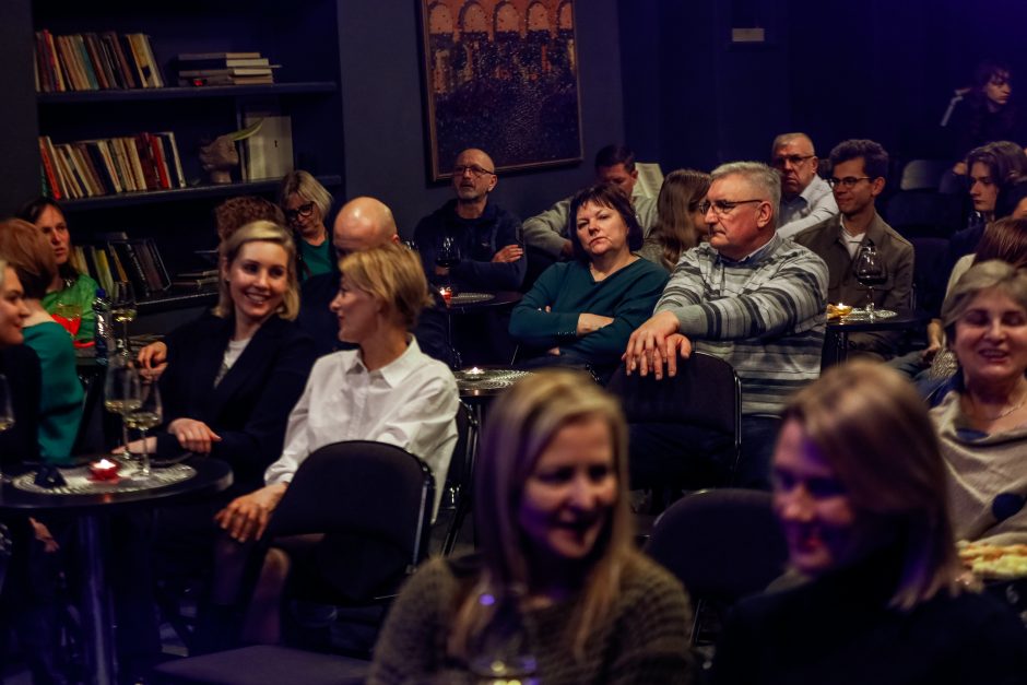 „Teatro klubo“ ketvirtadienis – su sentimentaliuoju džiazo duetu