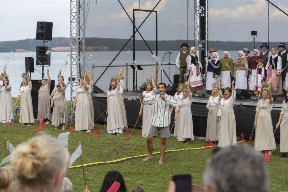 Prie Kauno marių – bandymai atgaivinti ryšį su protėviais