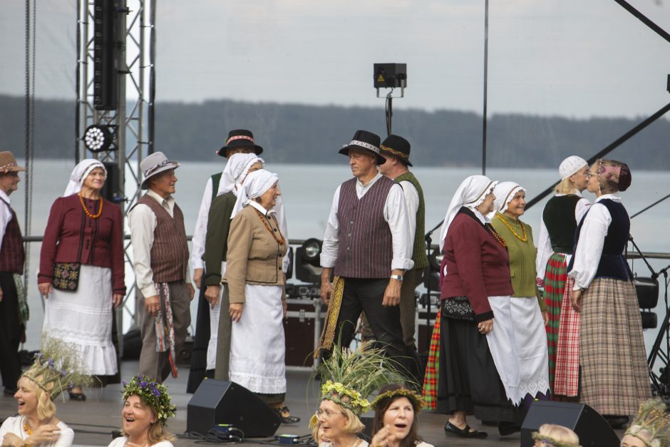 Prie Kauno marių – bandymai atgaivinti ryšį su protėviais