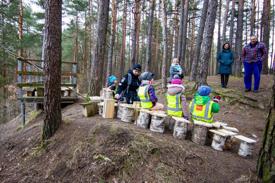 Pasaulinę miškų dieną urėdijose – inkilų kėlimo šventė