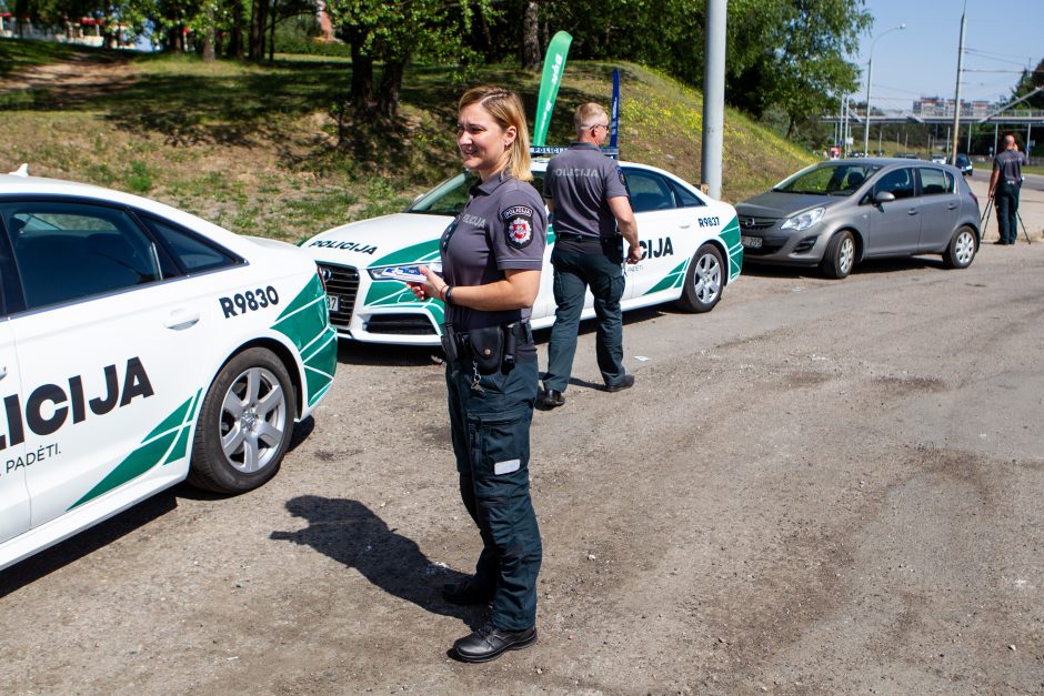 Netikėtas policijos reidas: ieškojo pavyzdingų vairuotojų