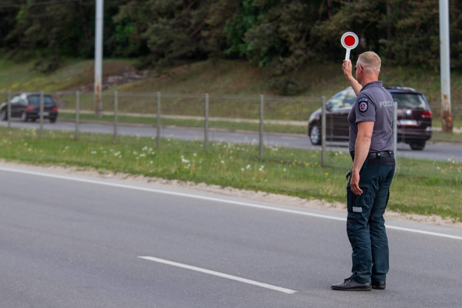 Netikėtas policijos reidas: ieškojo pavyzdingų vairuotojų