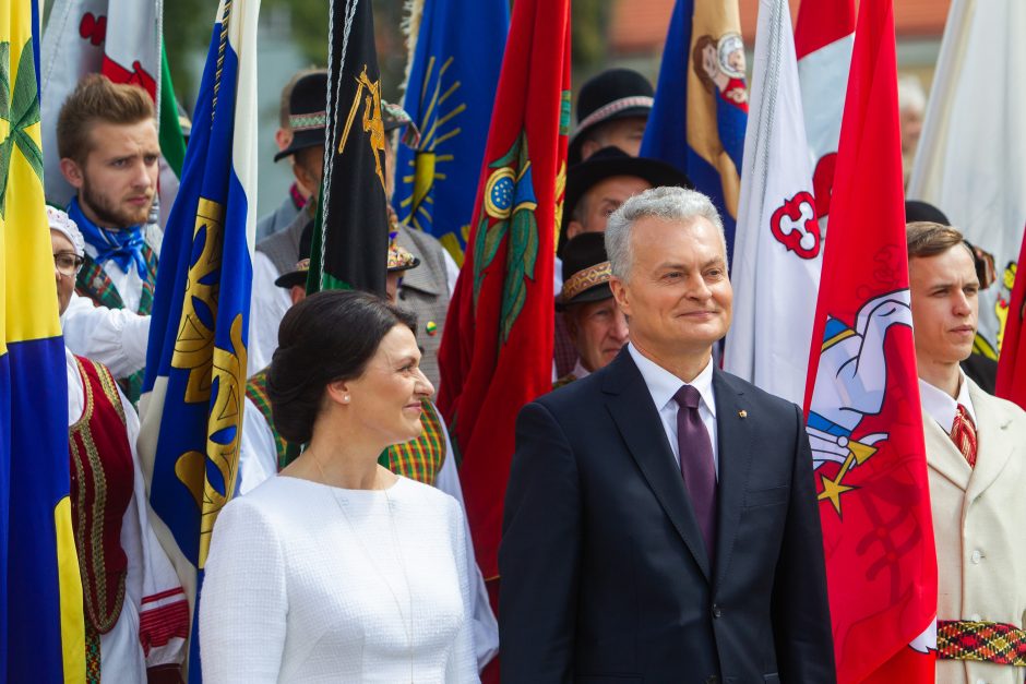 Miestų ir miestelių vėliavų pagerbimo ceremonija