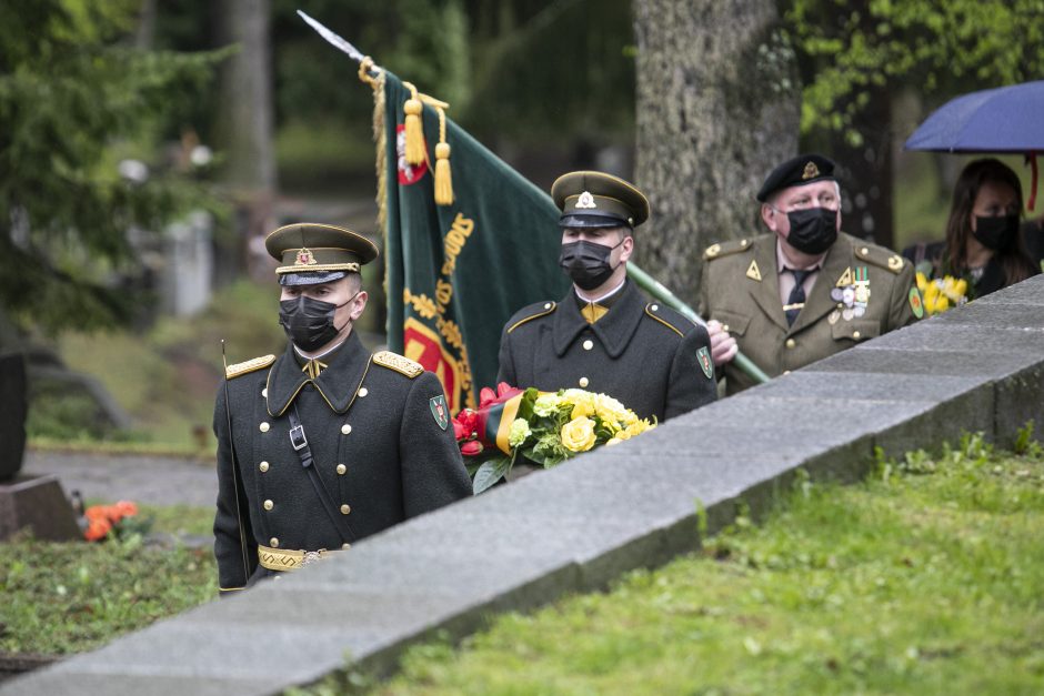 Vilniuje pašventintas paminklas paskutiniam partizanui – A. Kraujeliui-Siaubūnui