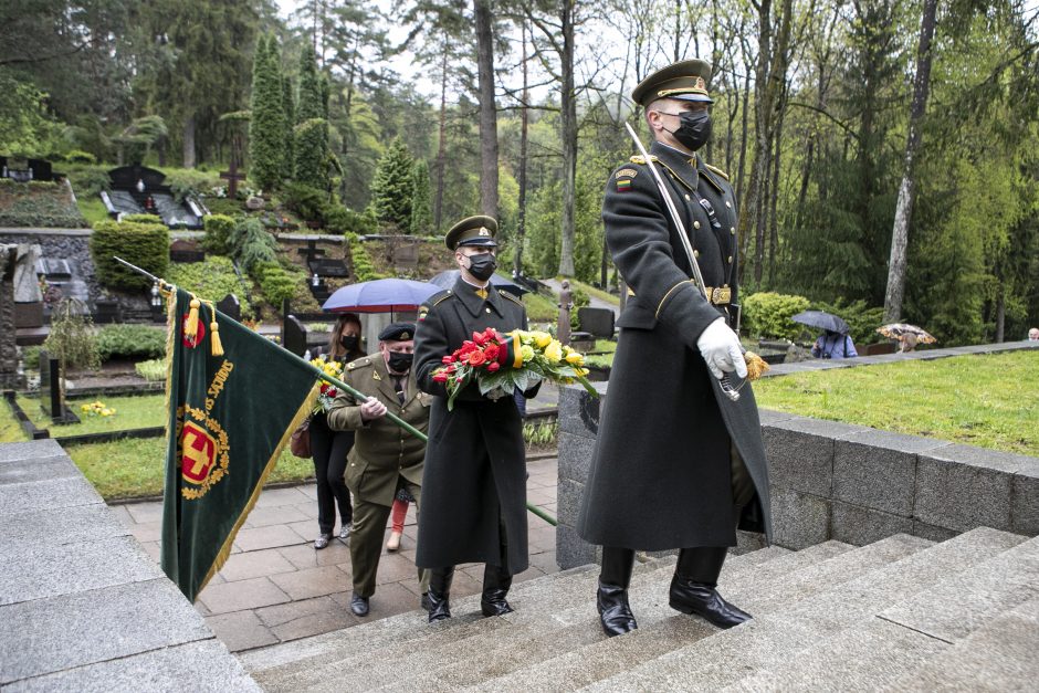 Vilniuje pašventintas paminklas paskutiniam partizanui – A. Kraujeliui-Siaubūnui