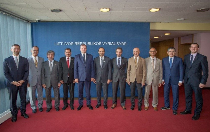 Lietuva tikisi aktyviai bendradarbiauti su Jungtiniais Arabų Emyratais