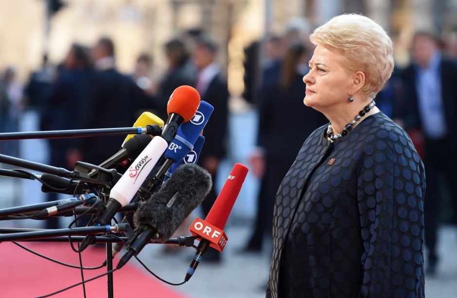 D. Grybauskaitė ragina išvengti nekontroliuojamų „Brexit“ skyrybų