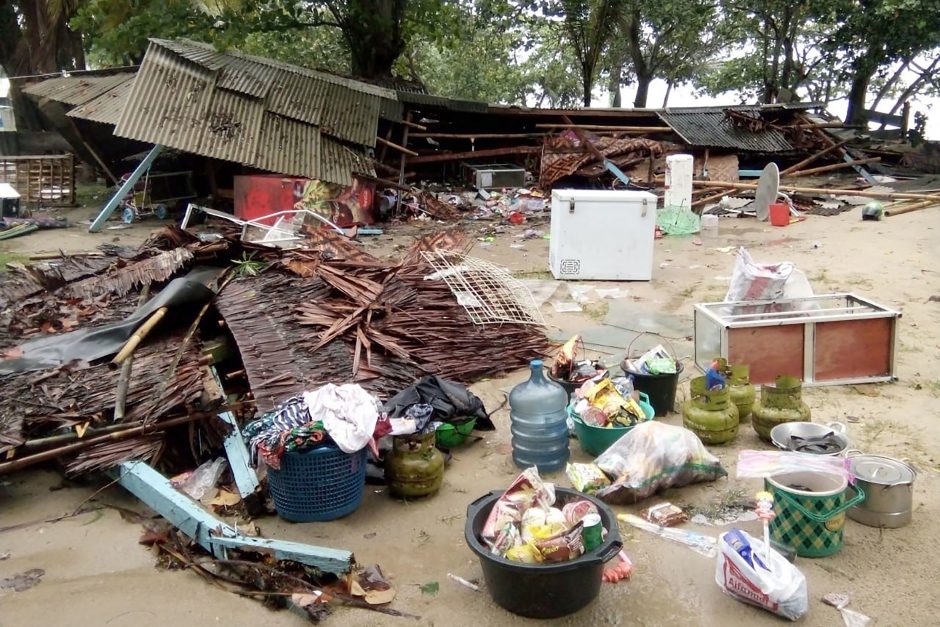 Pragaras Indonezijoje: apie pražūtingą cunamį žmonės nebuvo įspėti