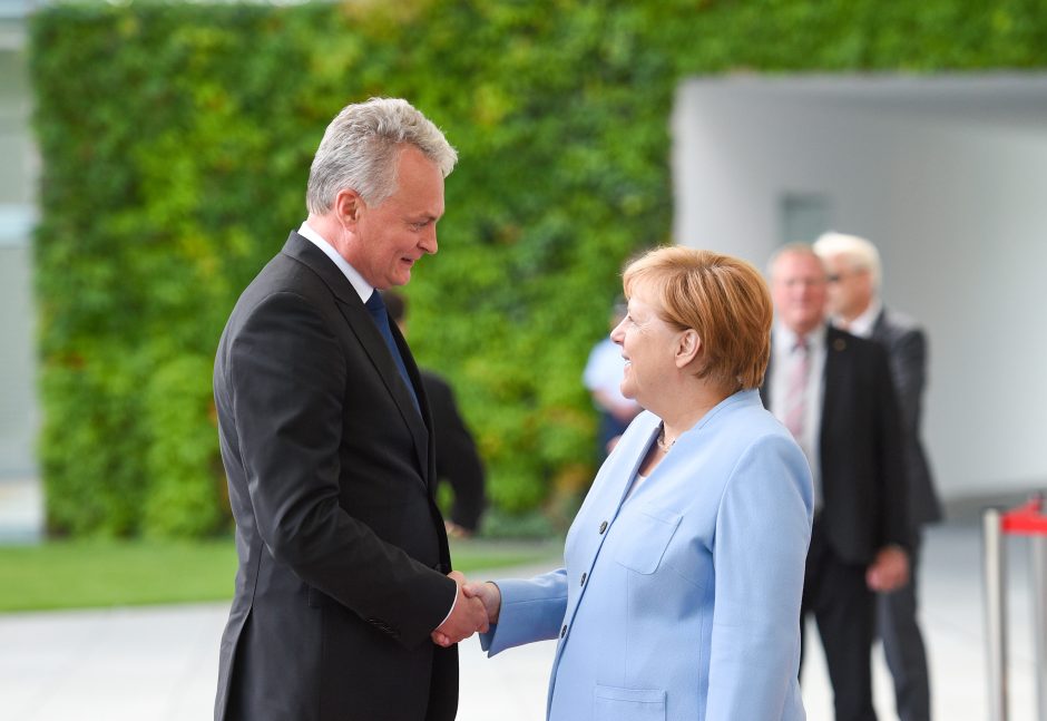 G. Nausėda dėl Astravo AE kreipėsi į A. Merkel: prašome pagalbos