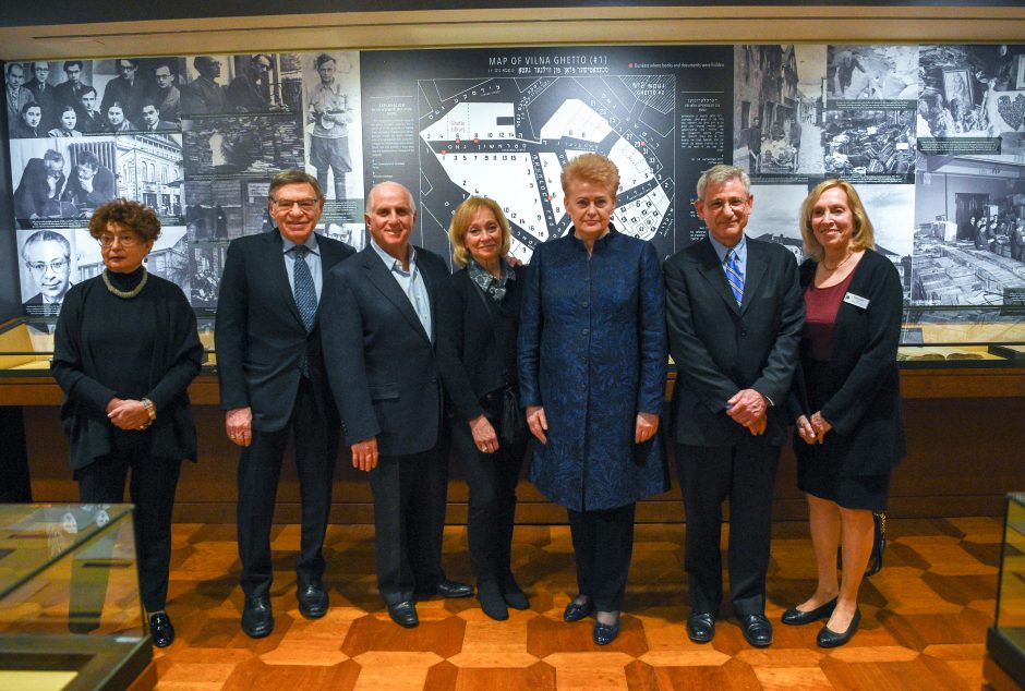 Prezidentė lankosi Judaikos tyrimų institute YIVO