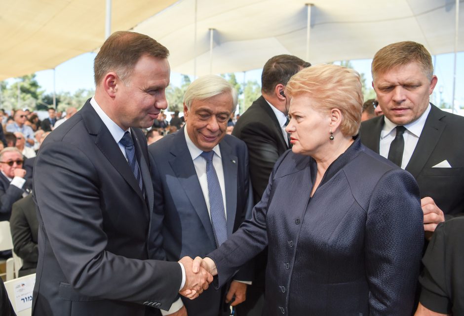 D. Grybauskaitė dalyvauja Sh. Pereso laidotuvėse