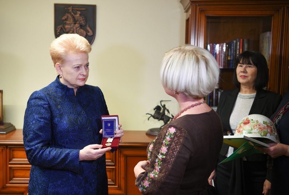 D. Grybauskaitė pagerbta išskirtiniu Ukrainos žmonių apdovanojimu