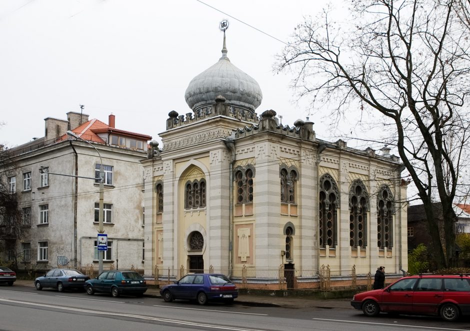 Žvėryne apmokestinamas automobilių stovėjimas