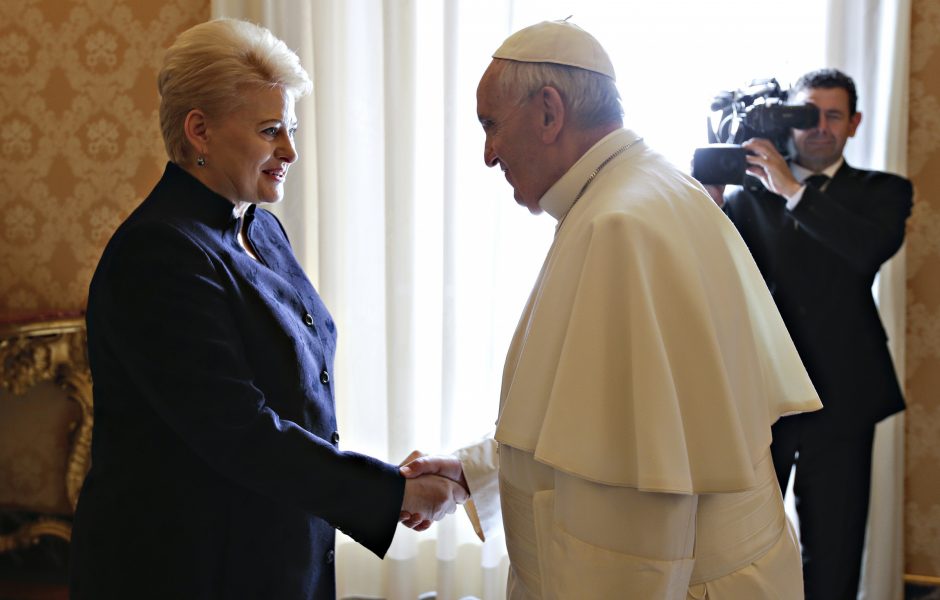 D. Grybauskaitė: popiežius siunčia žinią, kad istorija nepamiršta