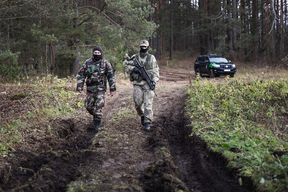 Sieną saugantys Lietuvos kariai Kapčiamiestyje: reakcijos laikas – čia ir dabar