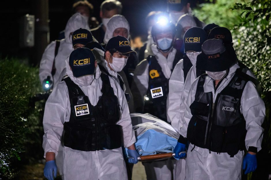 Seulo meras nusižudė po įtarimų lytiniu priekabiavimu