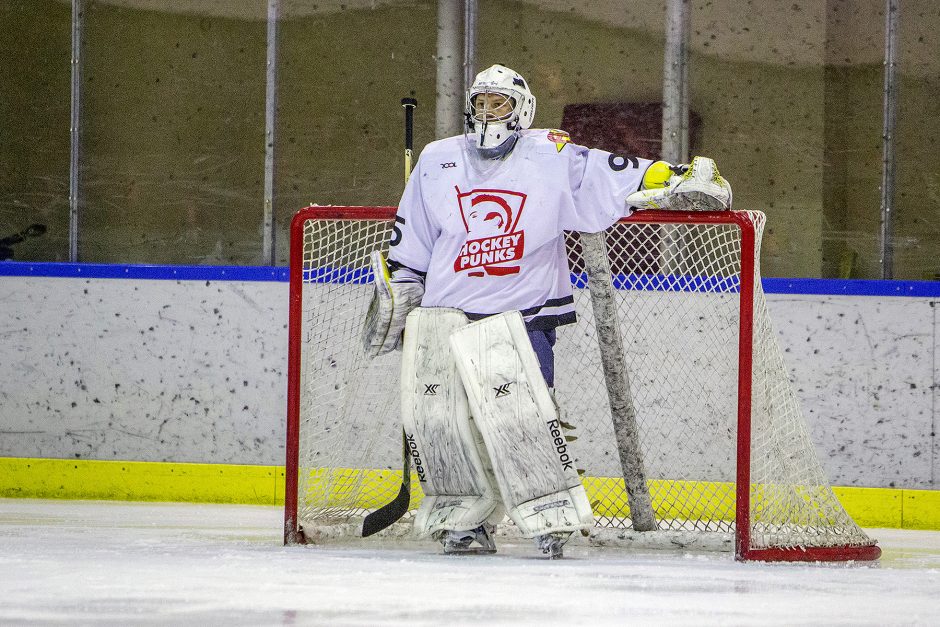 Antrą kartą Kaune laimėjusi „Hockey Punks“ ekipa – per žingsnį nuo finalo