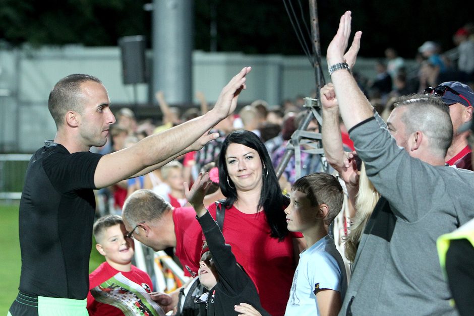 „Sūduvos“ futbolininkai sužaidė lygiosiomis su „Celtic“ ekipa