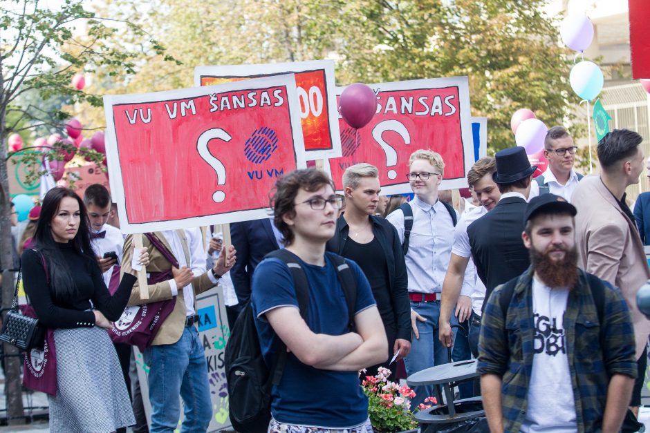 VU studentai nepaliko abejingų: fakultetai vienas kitą lenkė išradingumu