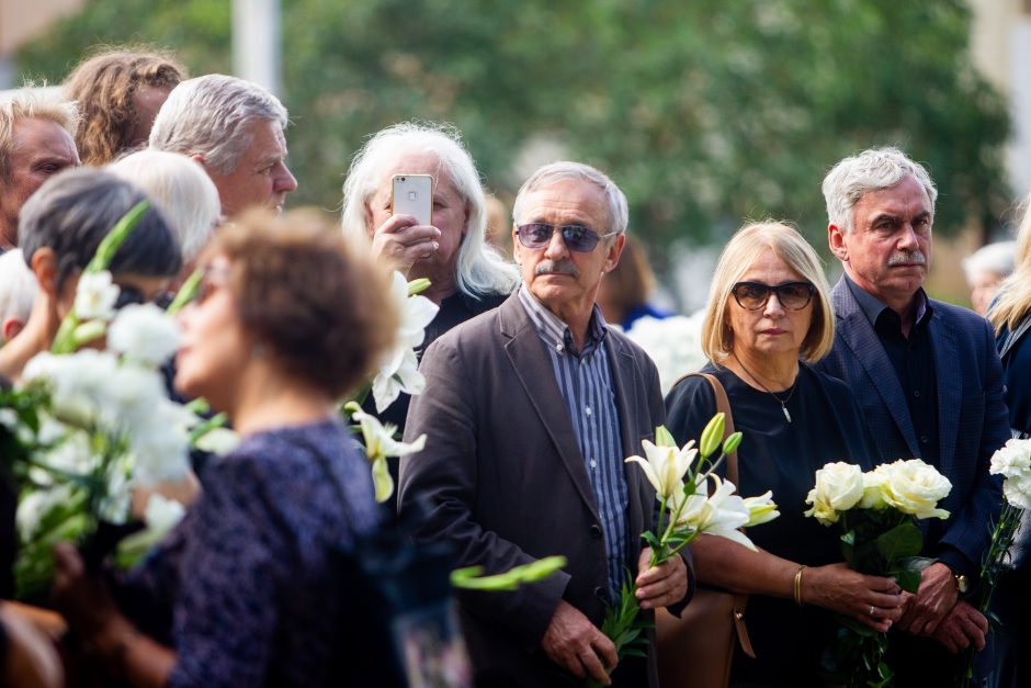 Aktoriaus R. Karvelio laidotuvės