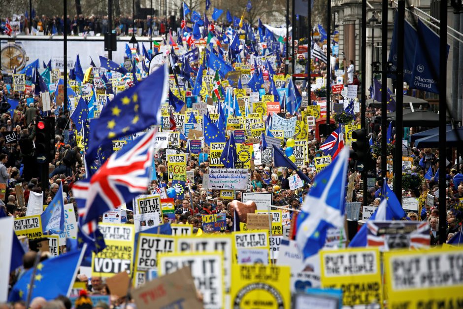 Masinė demonstracija prieš „Brexit“