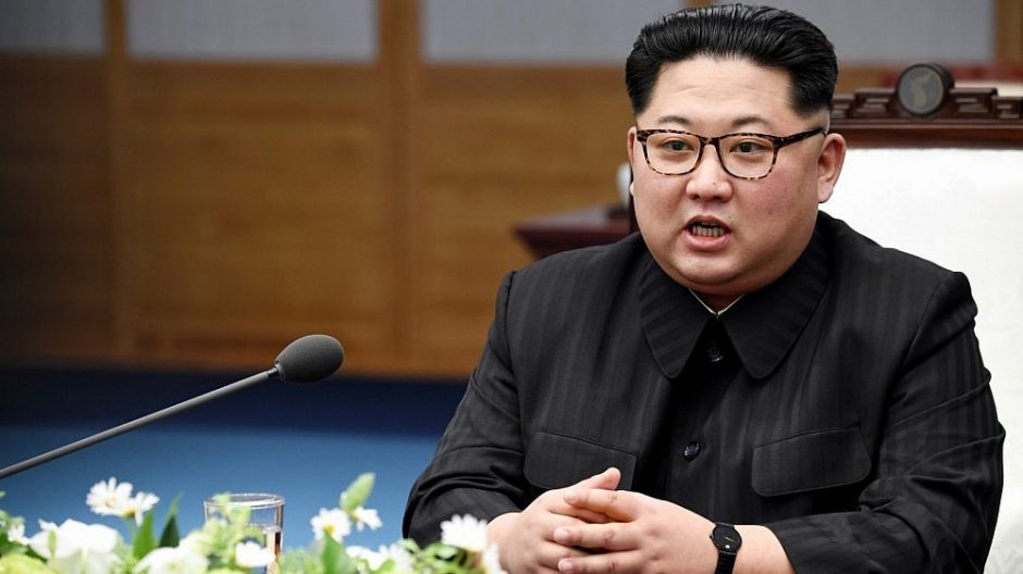 Šiaurės Korėjos lyderis tikina esąs įsipareigojęs atsisakyti branduolinių ginklų