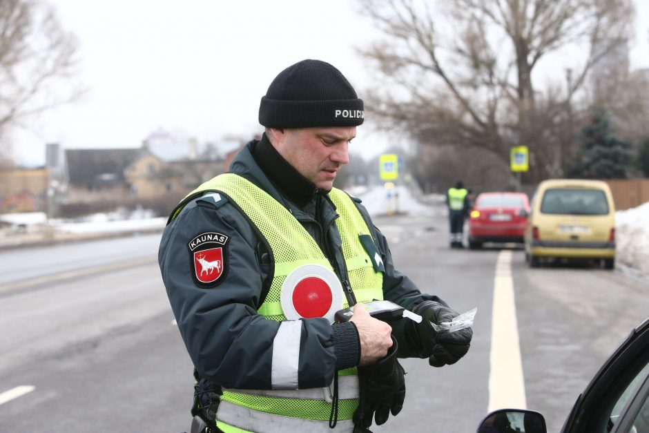 Reido Kaune rezultatas – praradę teises vairuotojai, keleiviai be saugos diržų