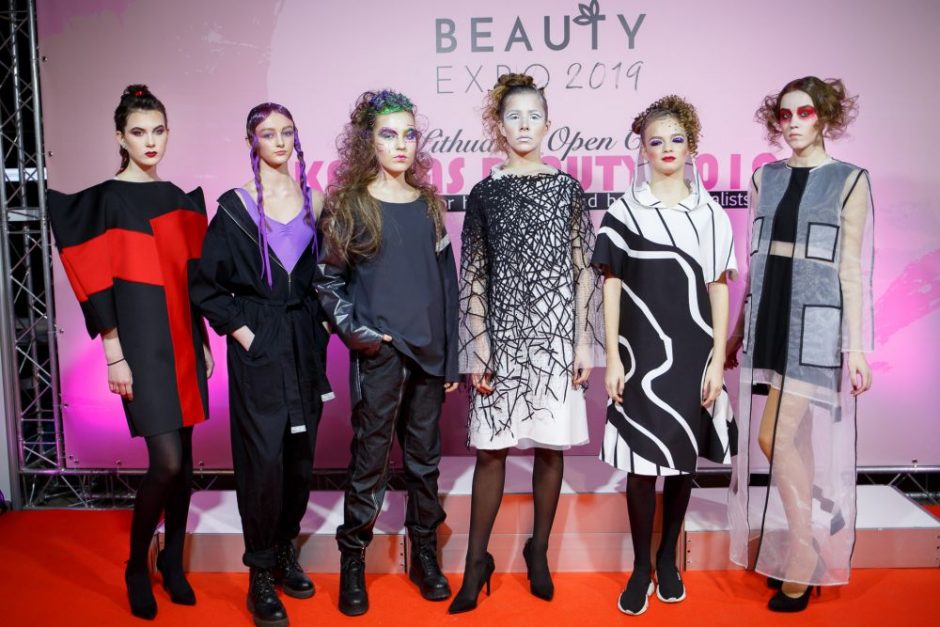 Lietuvos čempionate „Kaunas beauty 2019“ apdovanoti geriausi meistrai