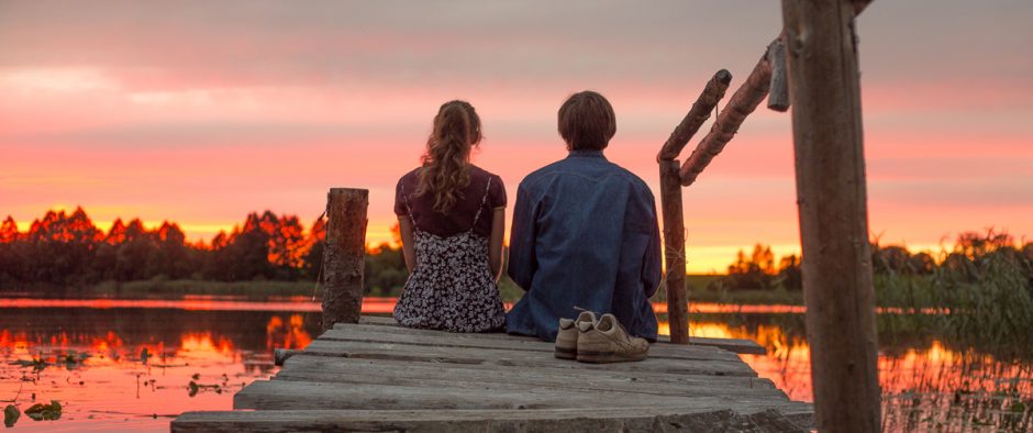 Pirmąją meilę primenantis A. Mamontovo „Saulės miestas“ skamba filme „Širdys“