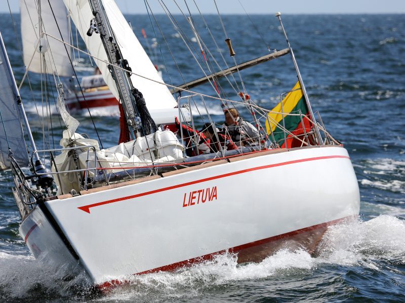 Baigiamas pasaulį apiplaukusios jachtos „Lietuva“ kapitalinis remontas