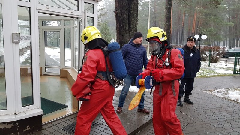 Ignalinos pasienio rinktinėje inscenizuotos situacijos: vyko saugos pratybos