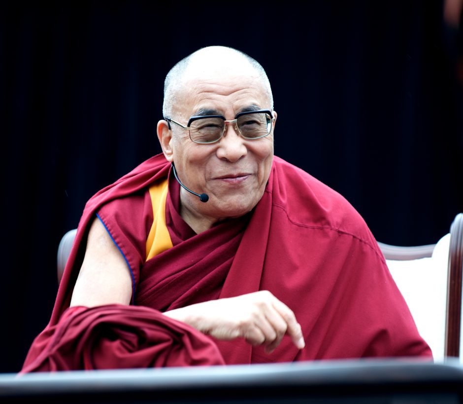 20 Lietuvoje viešėsiančio Dalai Lamos citatų apie laimę