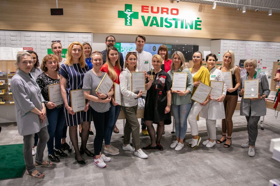 „Eurovaistinė“ Klaipėdos „Akropolyje“ – geriausia tinklo vaistinė Baltijos šalyse
